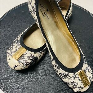 Kate Spade Black and Cream Patterned Flats with Gold Detail